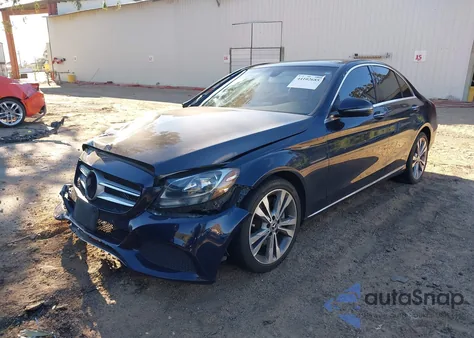 2017 Mercedes-Benz C 300 from USA, damaged, VIN 55SWF4JBXHU228549